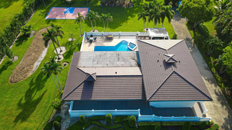  Single Family Homes Photo 4:  Plantation,  FL 33325