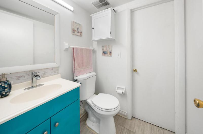  Condo & Townhome Photos