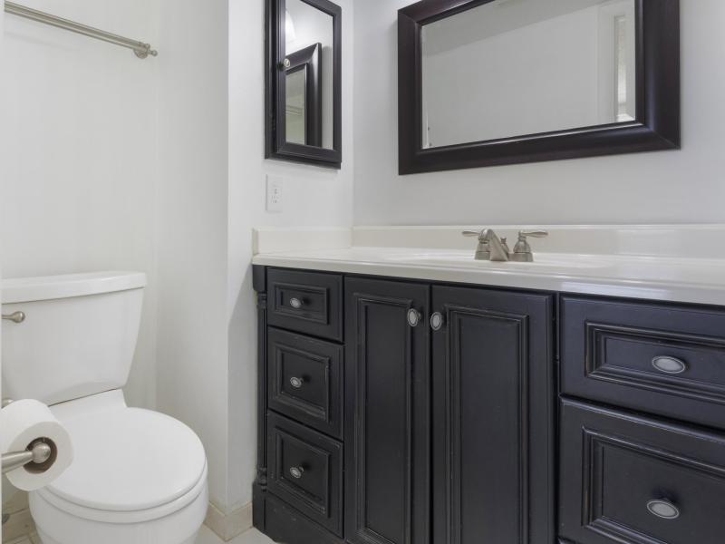  Condo & Townhome Photos