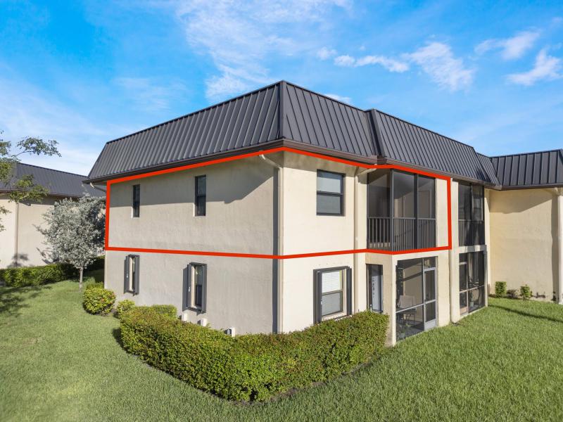  Condo & Townhome Photos