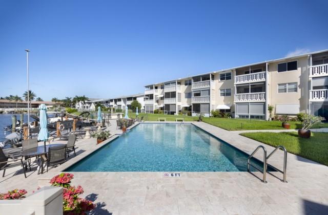  Condo & Townhome Photos