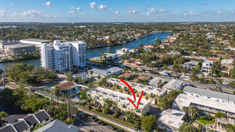  Condo & Townhome Photos