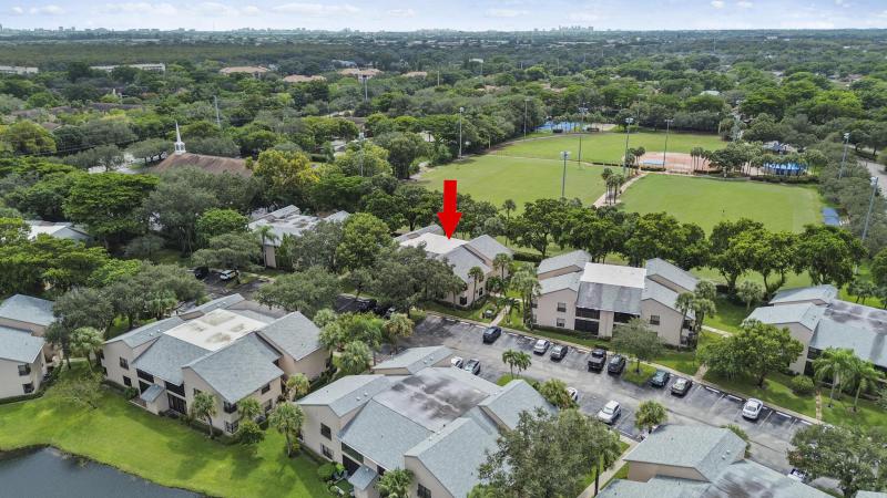  Condo & Townhome Photos
