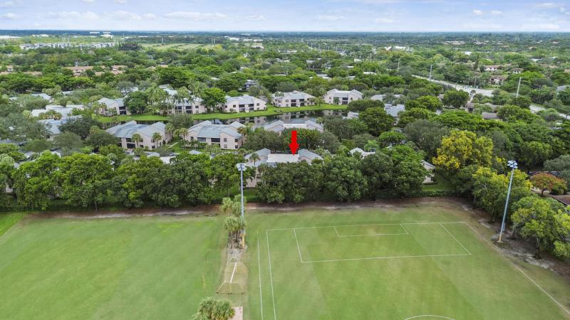  Condo & Townhome Photos