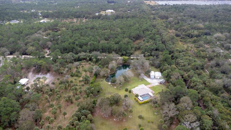  Commercial & Industrial Land Images 