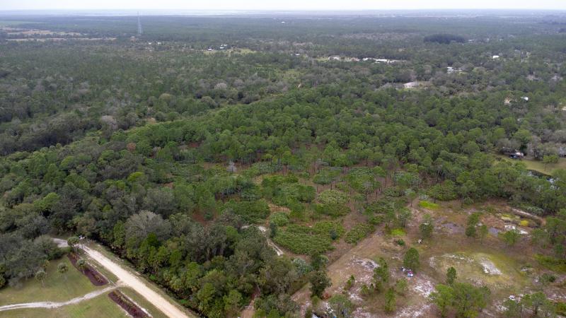  Commercial & Industrial Land Images 