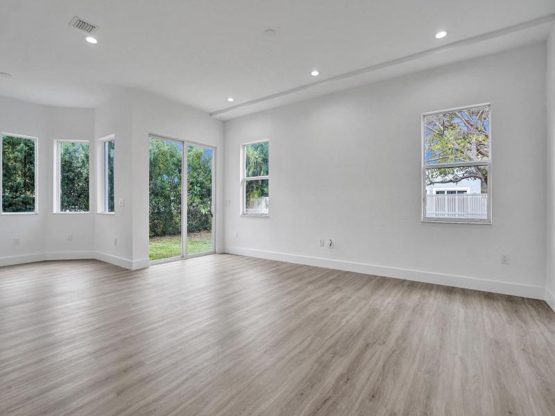  Single Family Homes Photo 19:  Dania Beach,  FL 33312