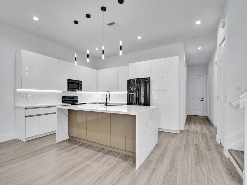  Single Family Homes Photo 20:  Dania Beach,  FL 33312