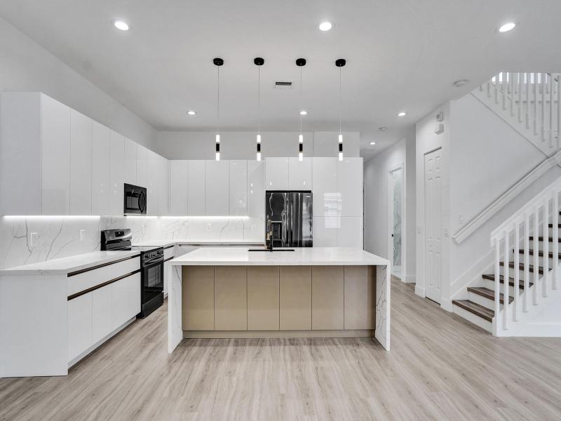  Single Family Homes Photo 22:  Dania Beach,  FL 33312