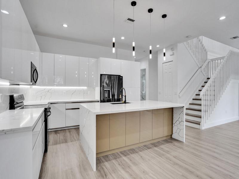 Single Family Homes Photo 23:  Dania Beach,  FL 33312
