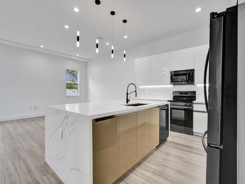  Single Family Homes Photo 26:  Dania Beach,  FL 33312