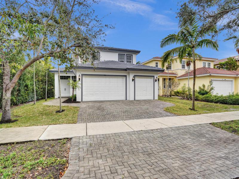  Single Family Homes Photo 3:  Dania Beach,  FL 33312