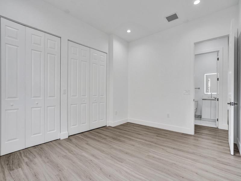 Single Family Homes Photo 31:  Dania Beach,  FL 33312