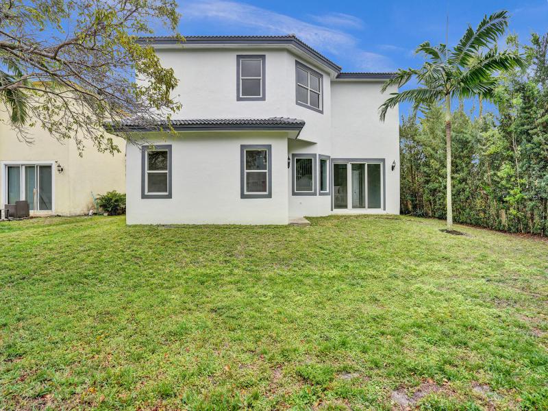  Single Family Homes Photo 65:  Dania Beach,  FL 33312