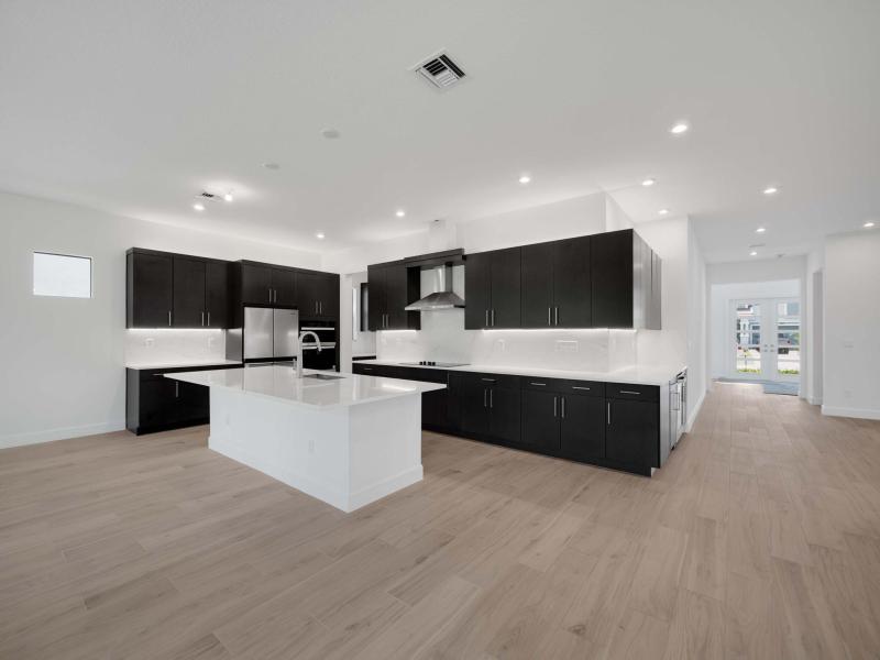  Single Family Homes Photo 4:  Cooper City,  FL 33024