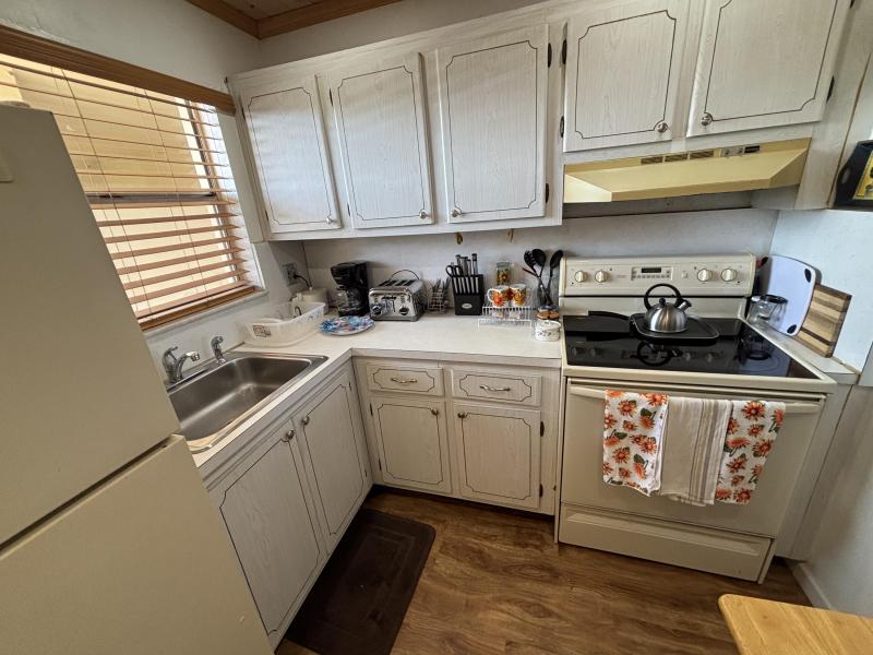  Condo & Townhome Photos