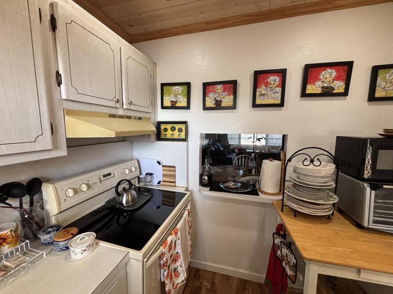  Condo & Townhome Photos