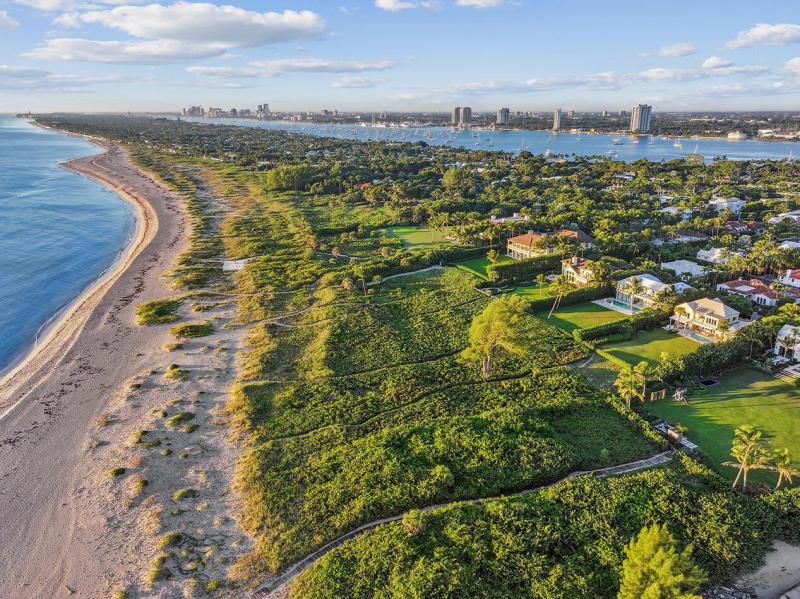  Single Family Homes Photo 5:  Palm Beach,  FL 33480