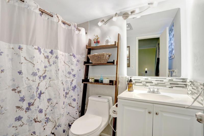  Condo & Townhome Photos