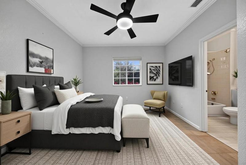  Condo & Townhome Photos