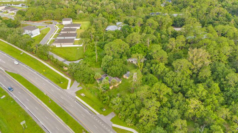  Commercial & Industrial Land Images 