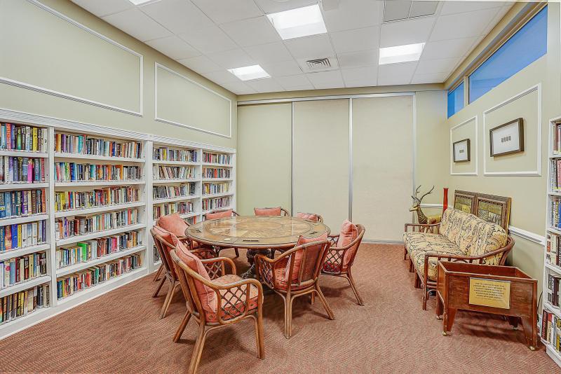  Condo & Townhome Photos