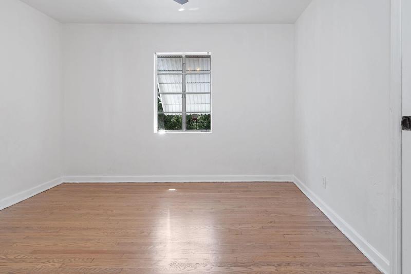 Duplex, Triplex and Fourplex Images