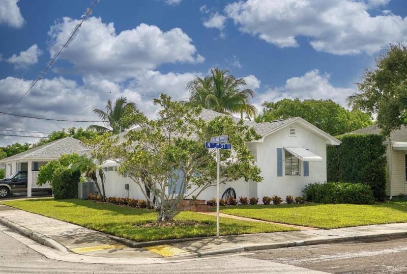 Duplex, Triplex and Fourplex Images