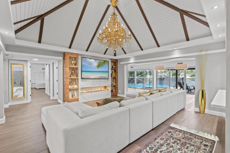  Single Family Homes Photo 6:  Tamarac,  FL 33319