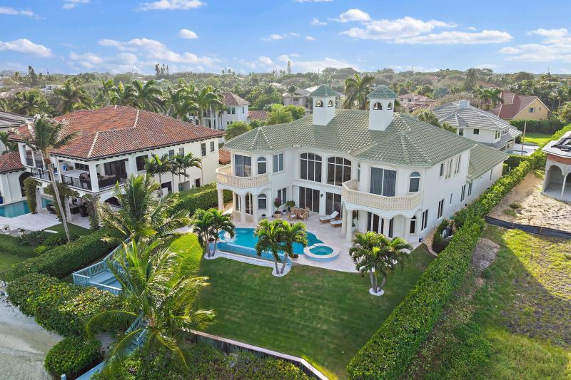  Single Family Homes Photo 3:  Tequesta,  FL 33469