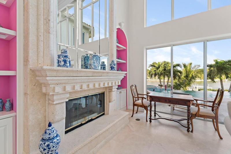  Single Family Homes Photo 30:  Tequesta,  FL 33469