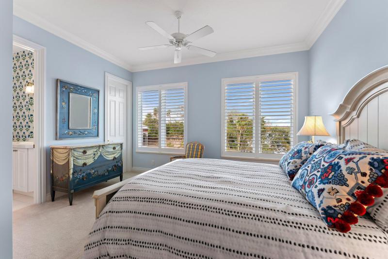 Single Family Homes Photo 55:  Tequesta,  FL 33469