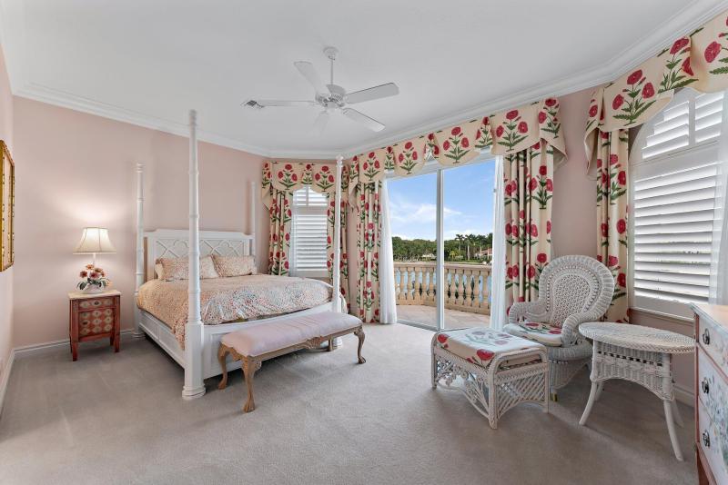  Single Family Homes Photo 61:  Tequesta,  FL 33469