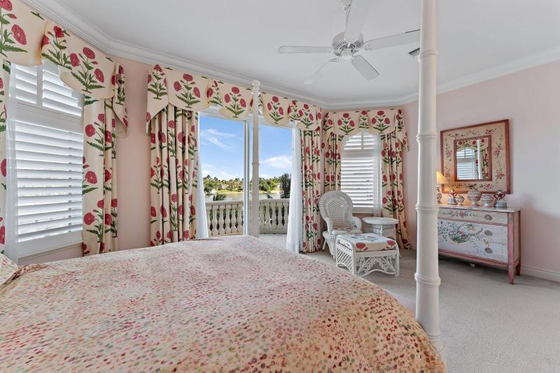  Single Family Homes Photo 62:  Tequesta,  FL 33469