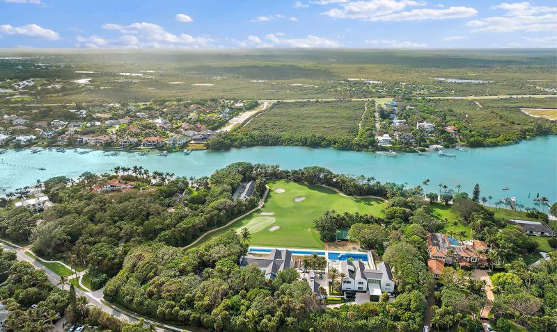  Single Family Homes Photo 9:  Tequesta,  FL 33469