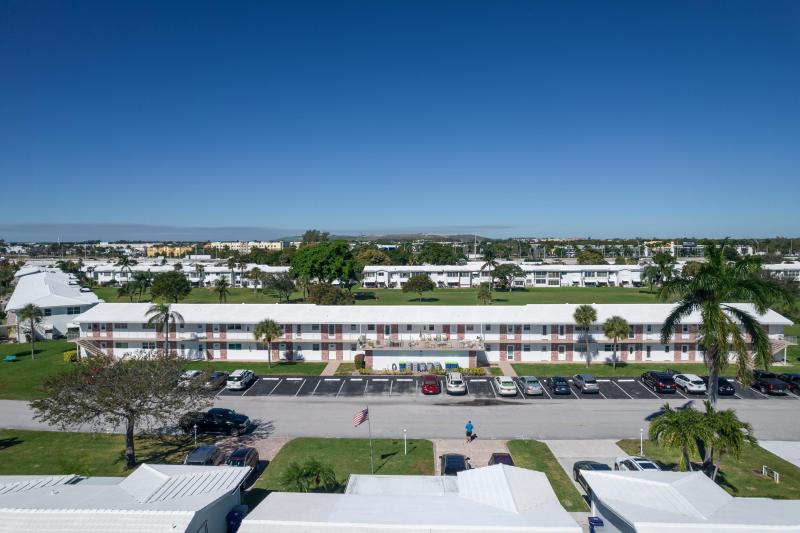  Condo & Townhome Photos