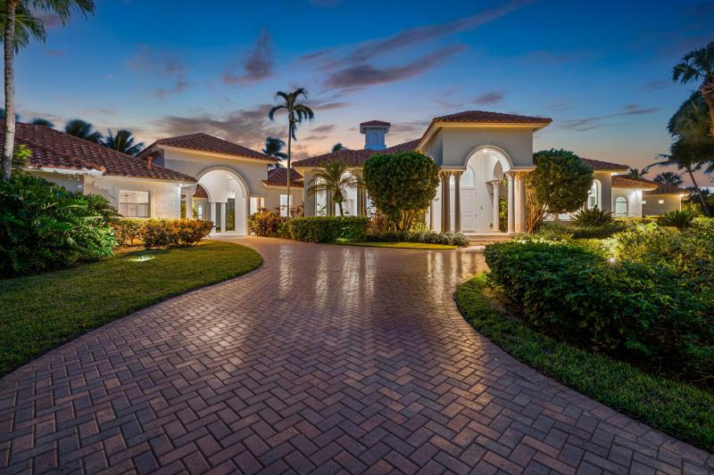  Single Family Homes Photo 4:  Boca Raton,  FL 33496