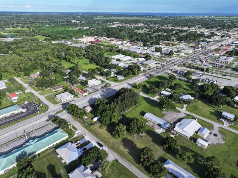  Commercial & Industrial Land Images 