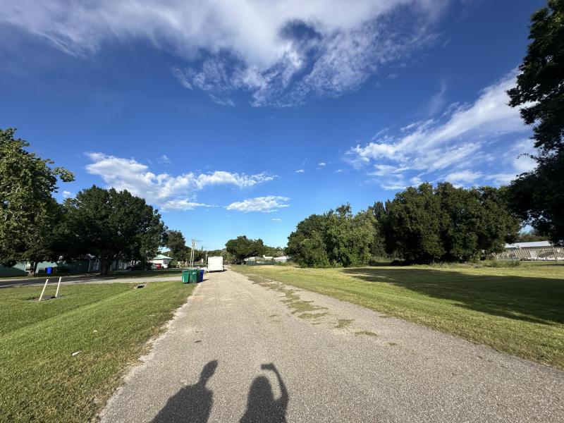  Commercial & Industrial Land Images 