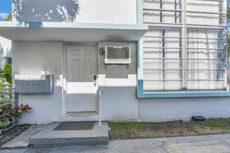 Duplex, Triplex and Fourplex Images