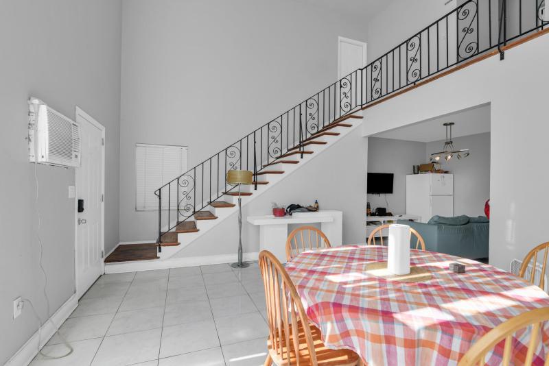 Duplex, Triplex and Fourplex Images