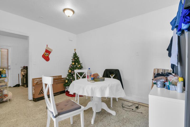 Duplex, Triplex and Fourplex Images