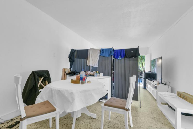 Duplex, Triplex and Fourplex Images