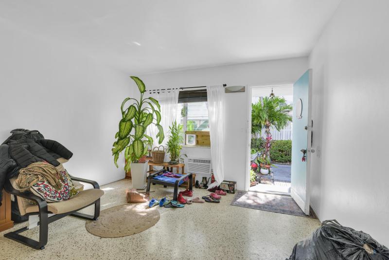 Duplex, Triplex and Fourplex Images