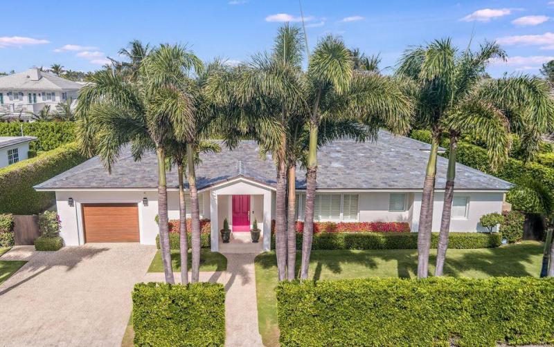  Single Family Homes Photo 2:  Palm Beach,  FL 33480