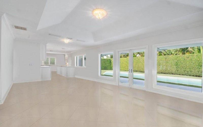  Single Family Homes Photo 21:  Palm Beach,  FL 33480