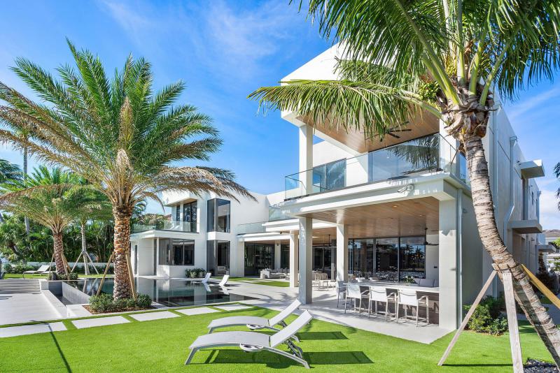  Single Family Homes Photo 11:  Boca Raton,  FL 33432