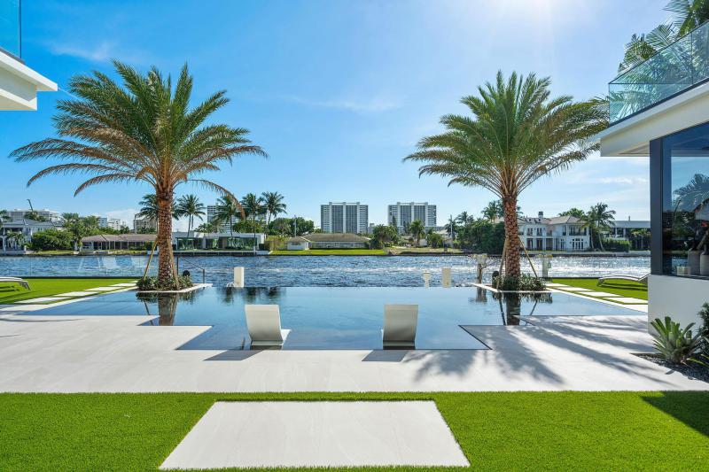  Single Family Homes Photo 13:  Boca Raton,  FL 33432
