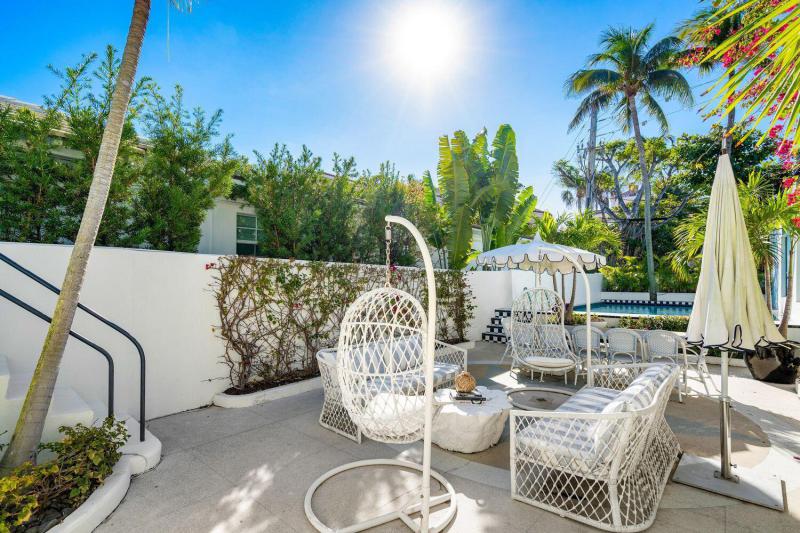  Single Family Homes Photo 37:  Palm Beach,  FL 33480