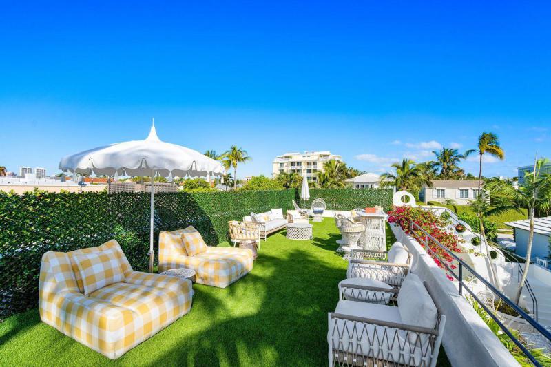  Single Family Homes Photo 8:  Palm Beach,  FL 33480